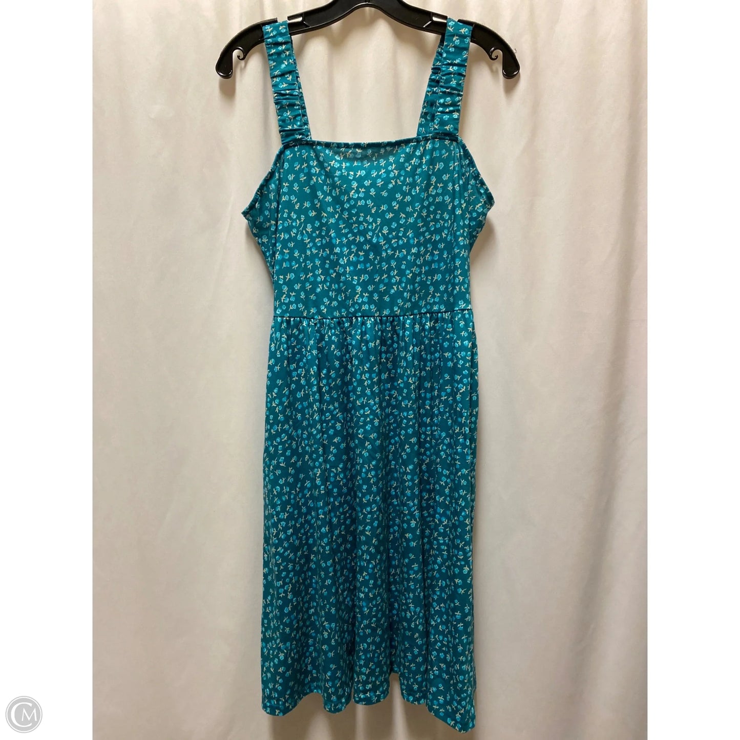 Dress Casual Midi By Clothes Mentor In Green, Size: M