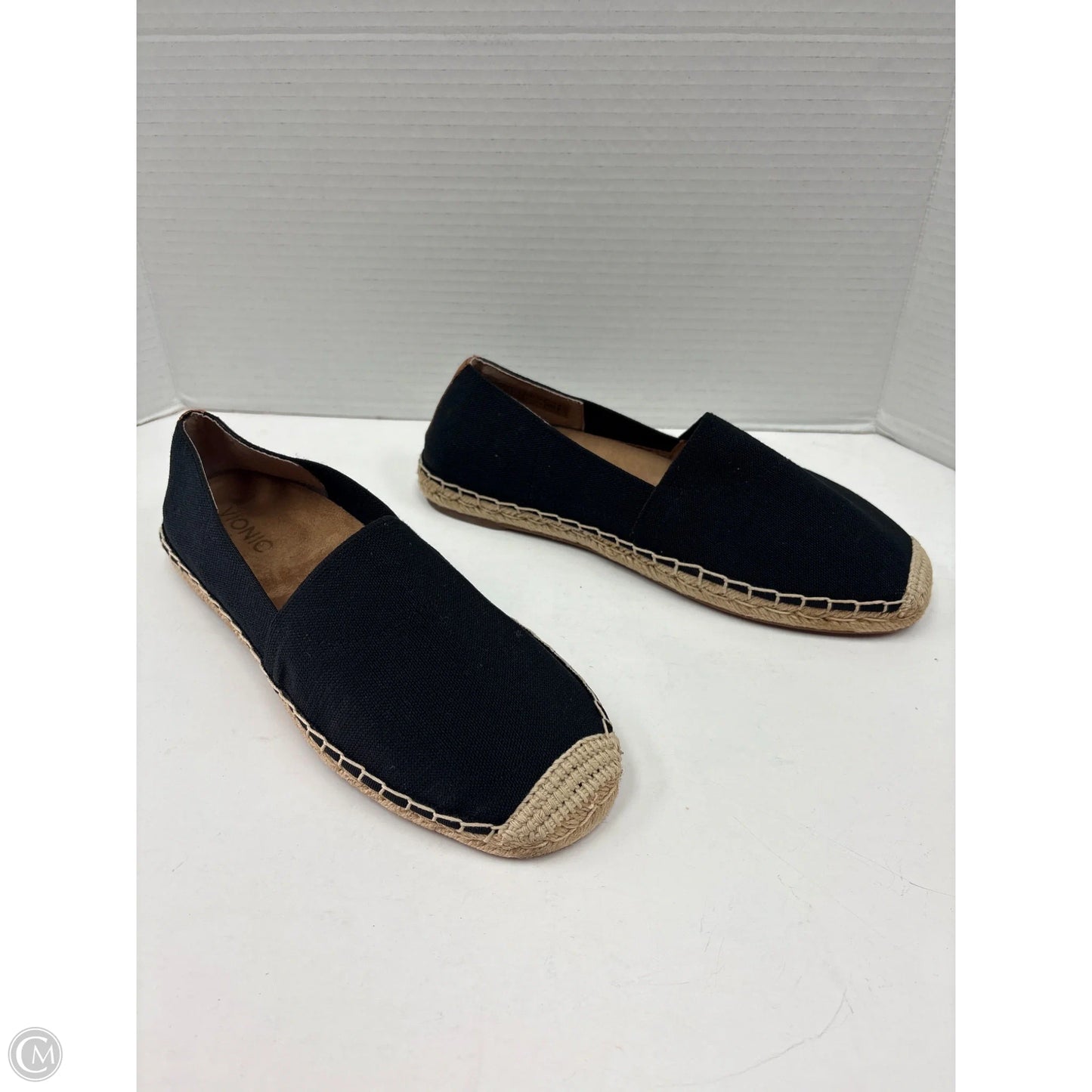 Shoes Flats By Vionic In Black, Size: 9.5