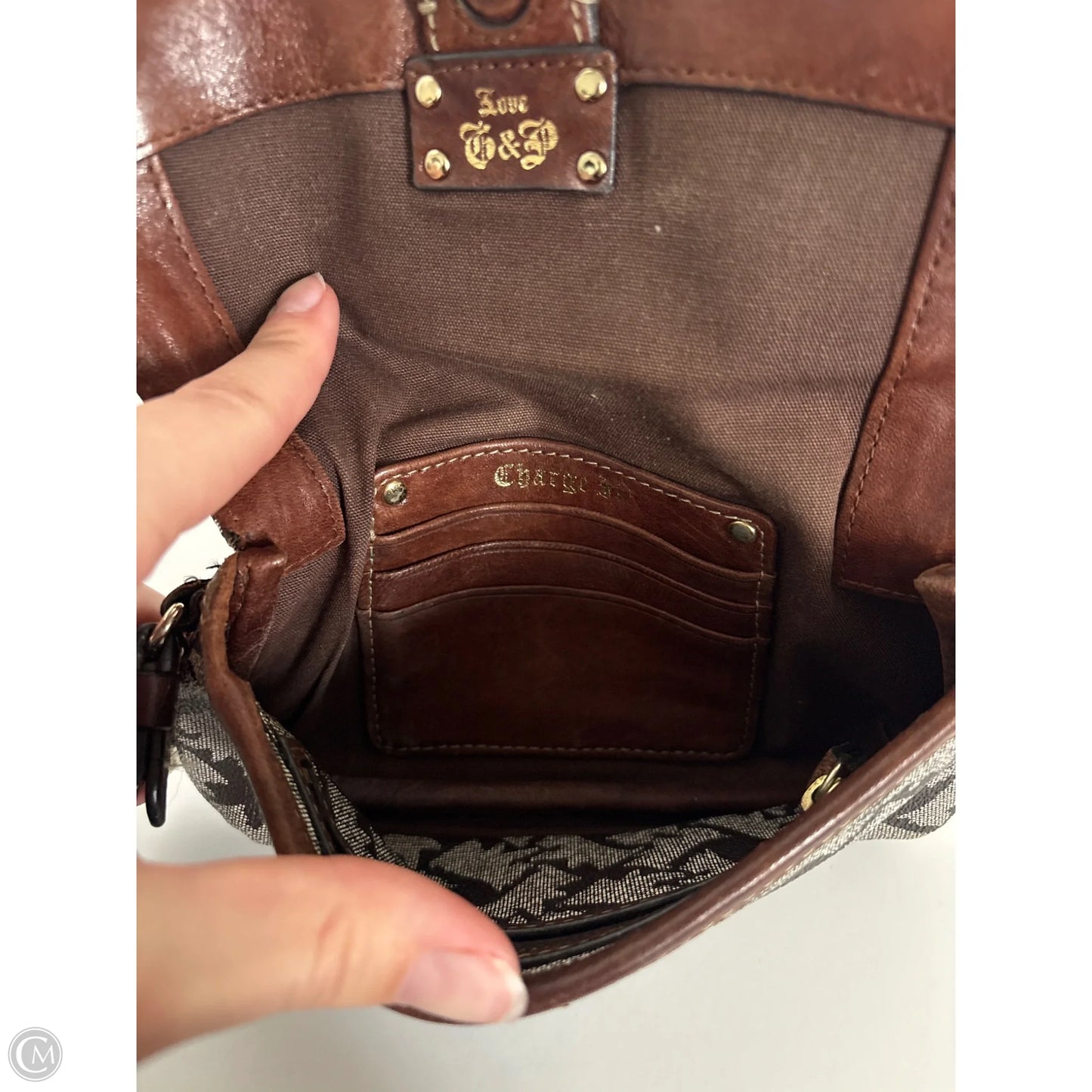 Wristlet By Juicy Couture, Size: Medium