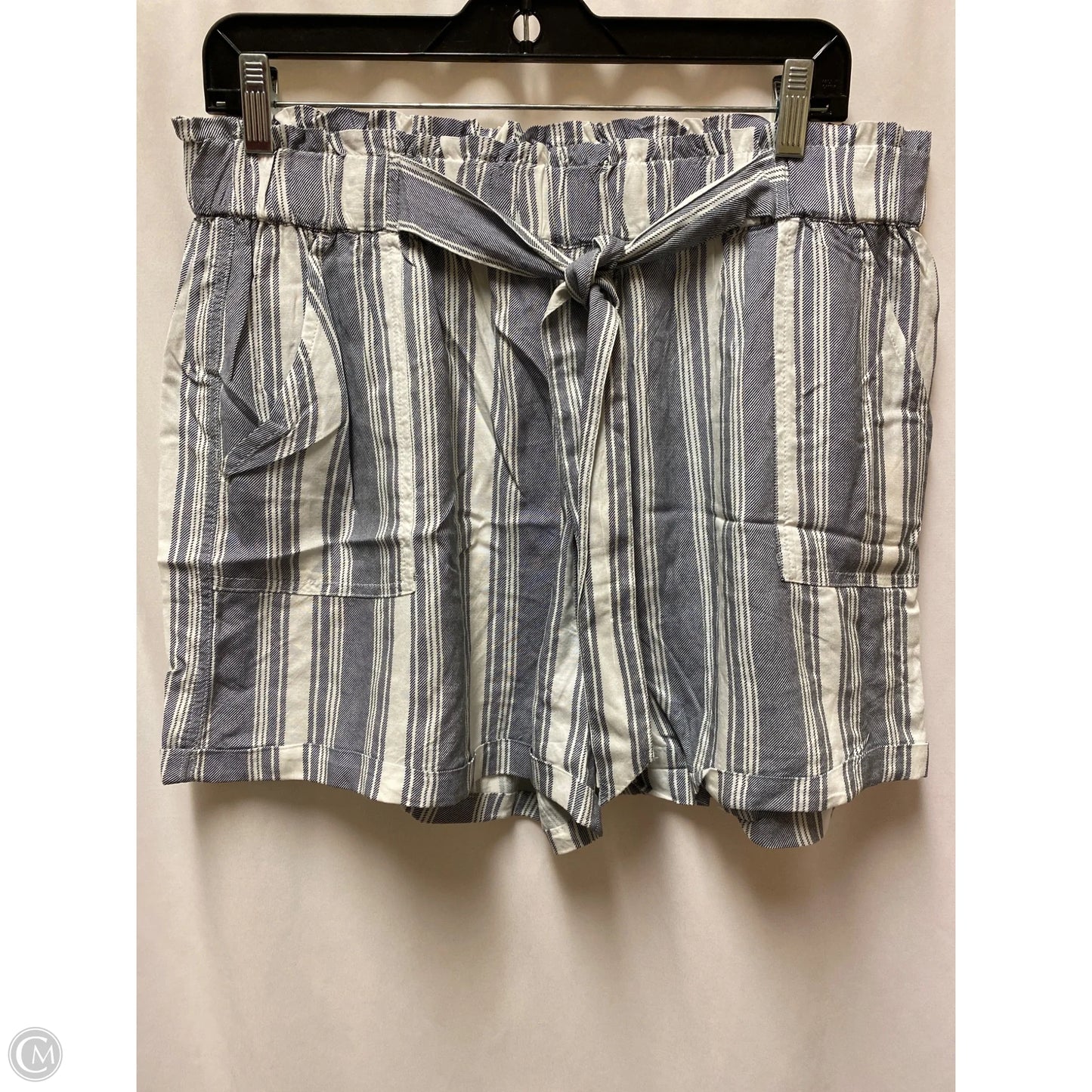 Shorts By So In Grey, Size: 16