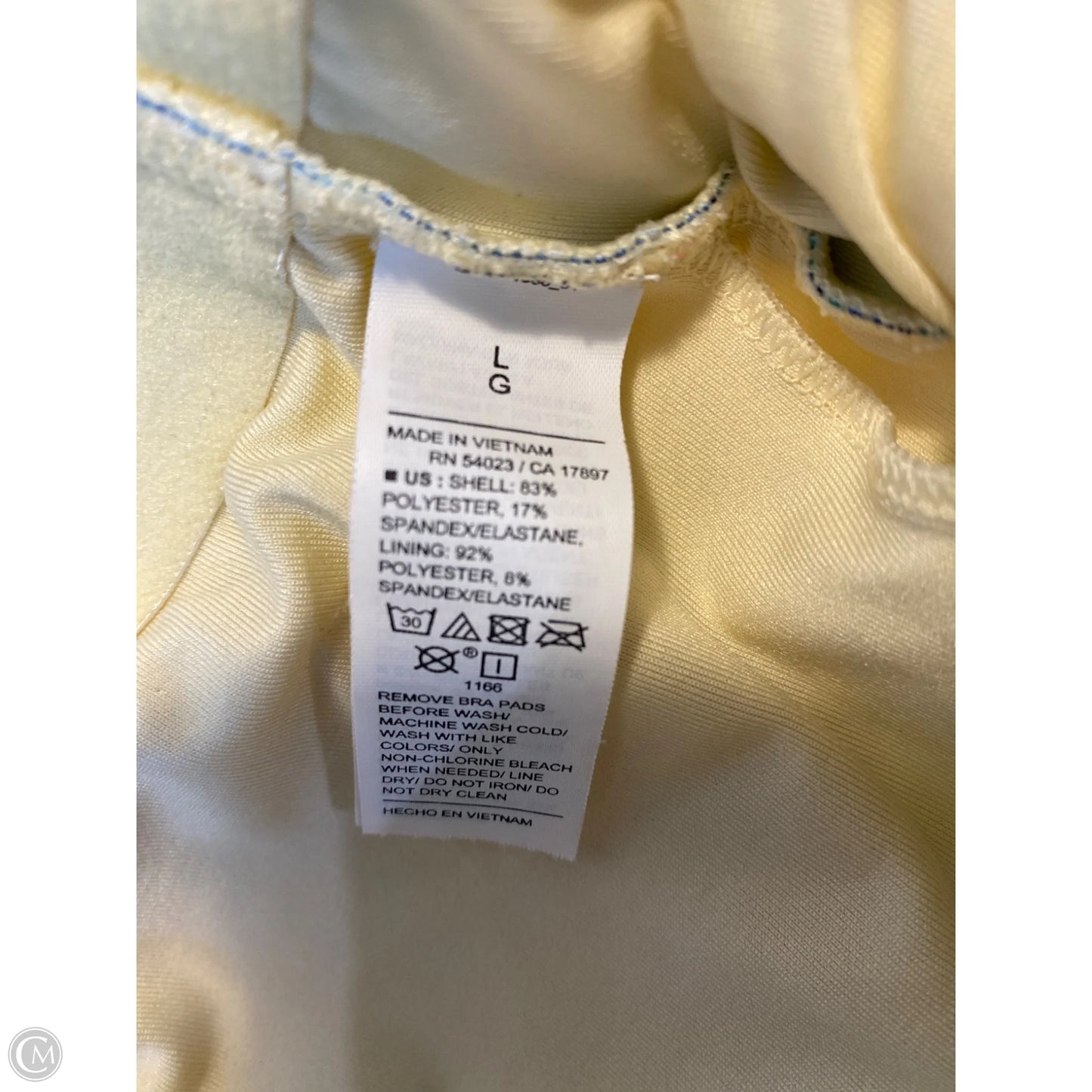 Swimsuit 2pc By Old Navy in Size: Top L Bottom M