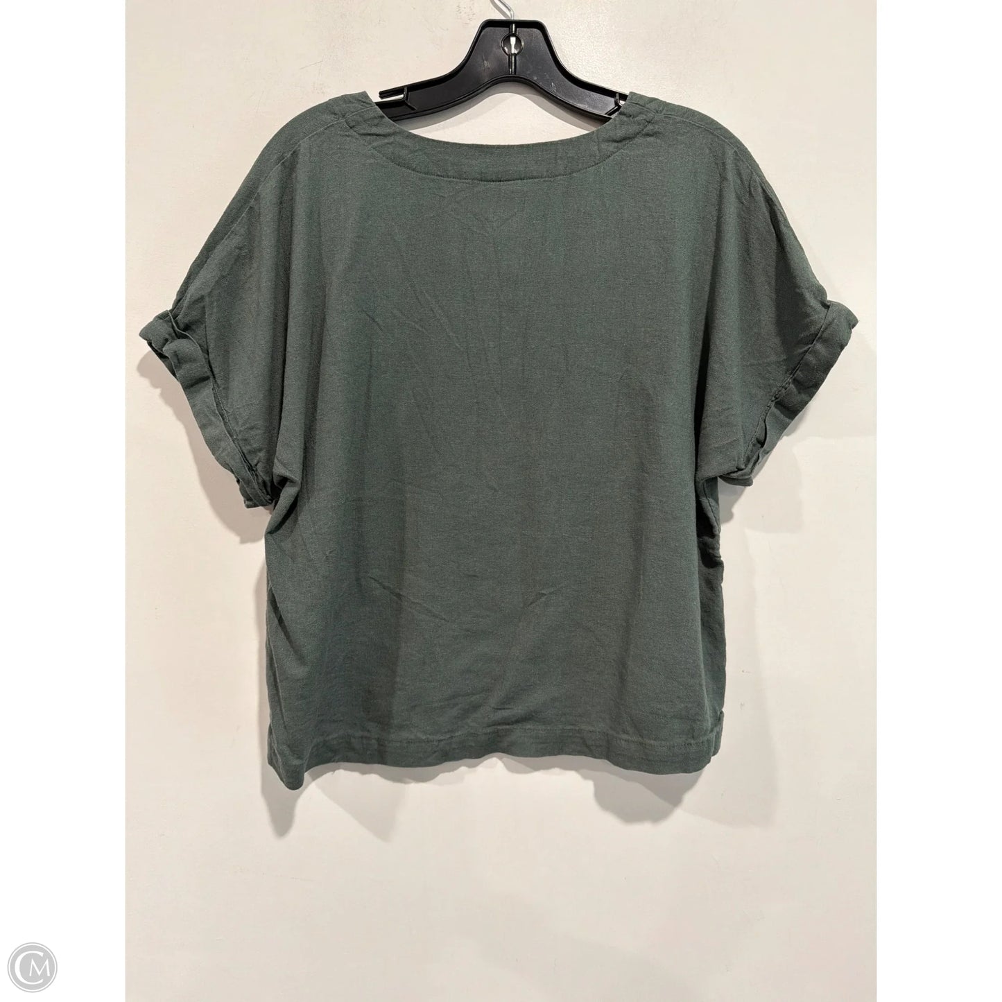 Top Short Sleeve By Universal Thread In Green, Size: M