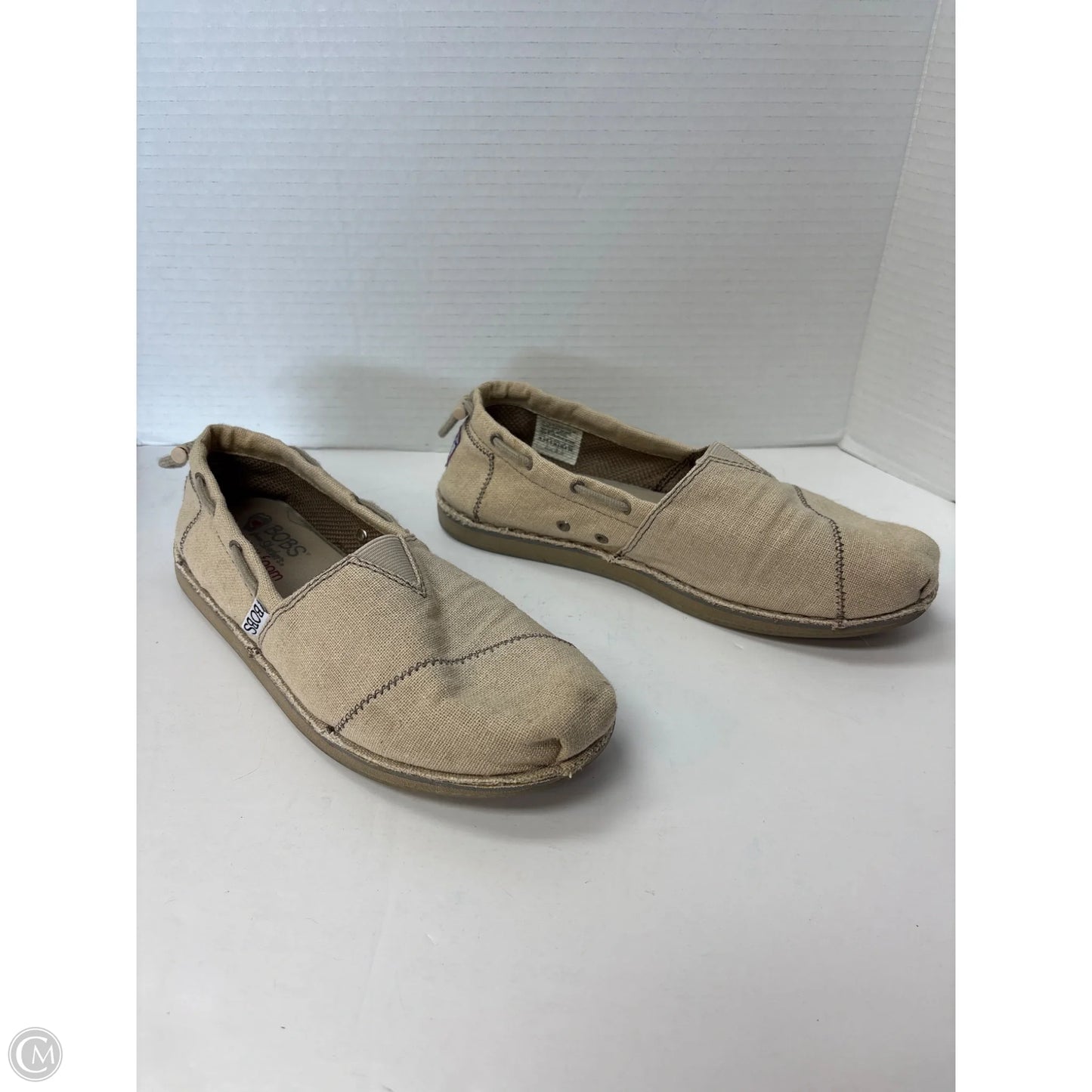 Shoes Flats By Bobs In Tan, Size: 8.5