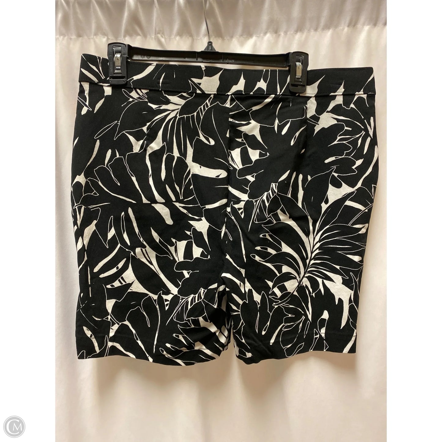 Shorts By Rafaella In Black & White, Size: 14