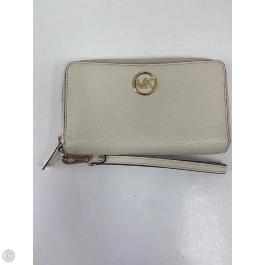 Wristlet Designer By Michael Kors, Size: Medium