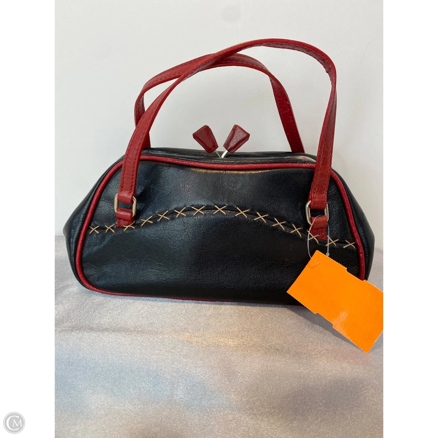 Clutch By Clothes Mentor, Size: Small