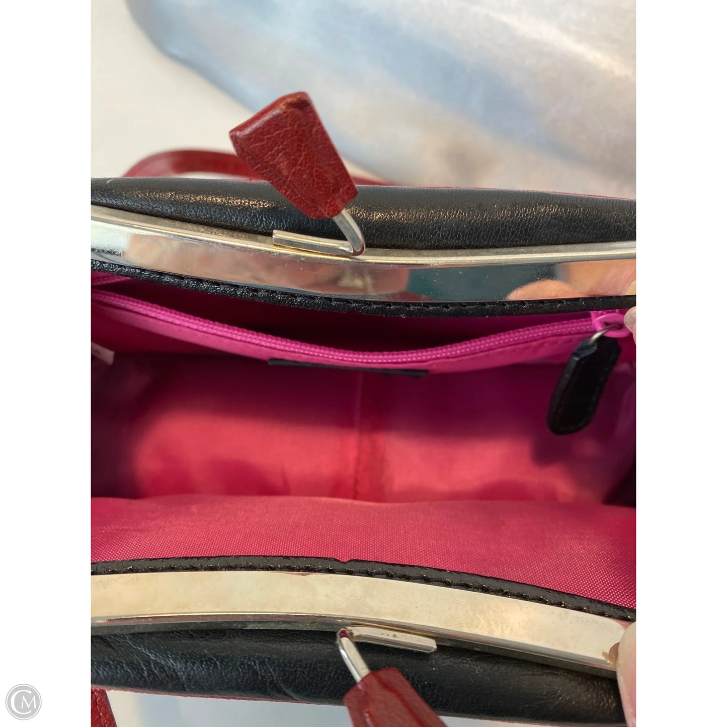 Clutch By Clothes Mentor, Size: Small