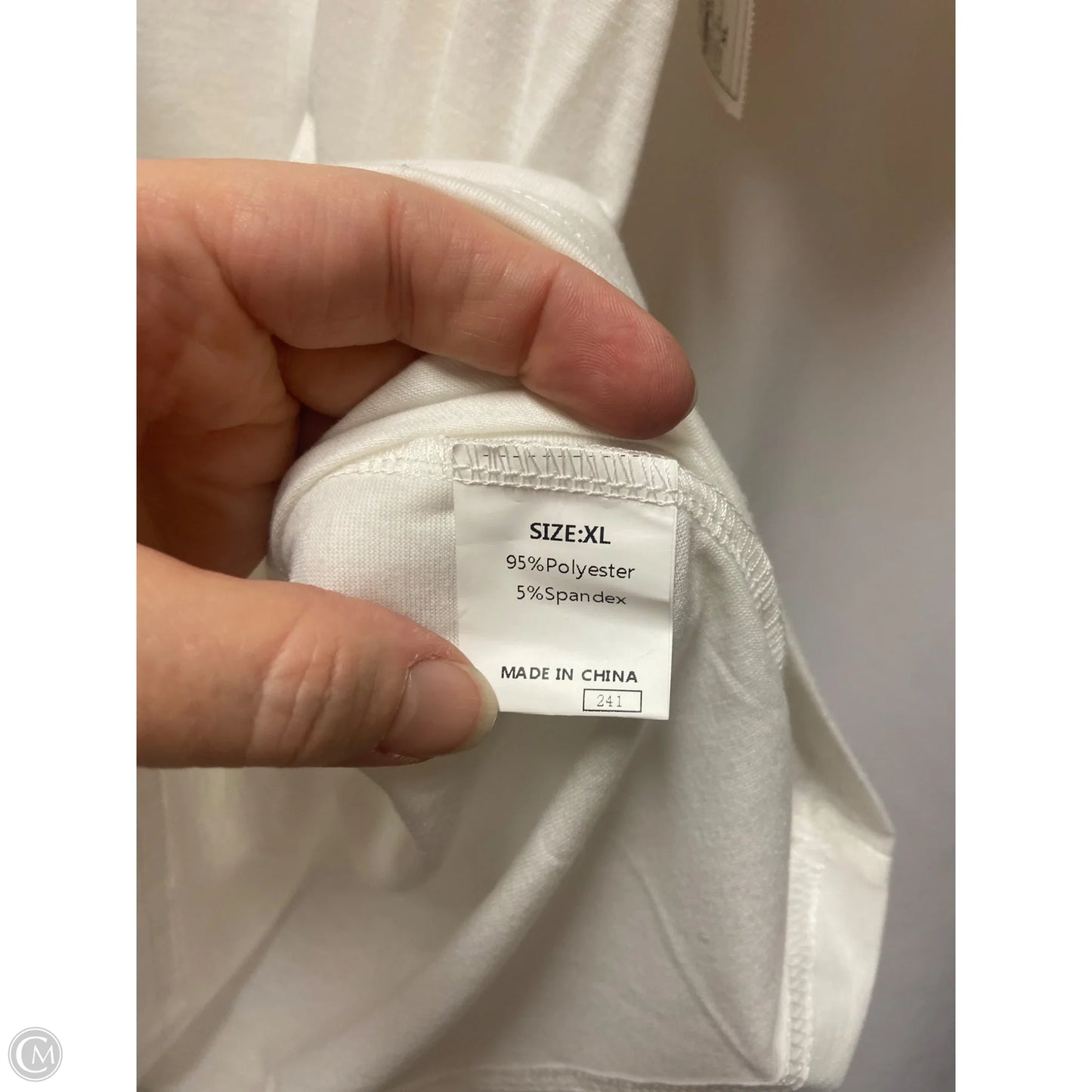 Top Short Sleeve By Clothes Mentor In White, Size: Xl