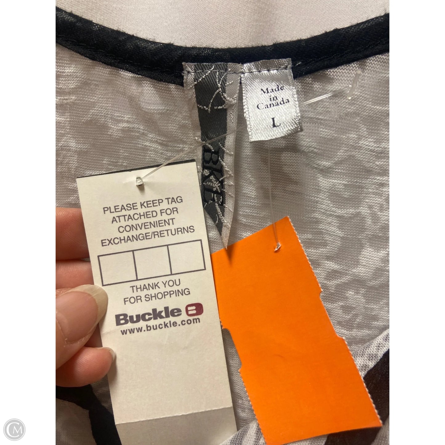 Top Short Sleeve By Bke In Grey, Size: L