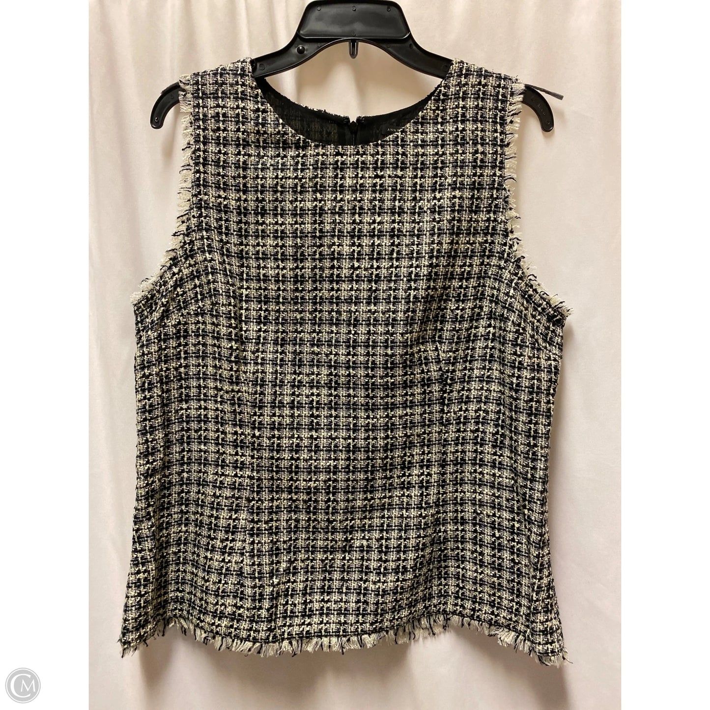 Top Sleeveless By Ann Taylor In Black, Size: L