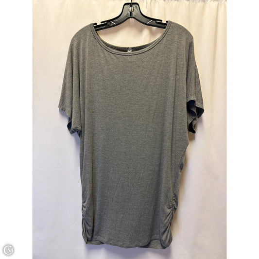 Top Short Sleeve By Clothes Mentor In Grey, Size: 1x