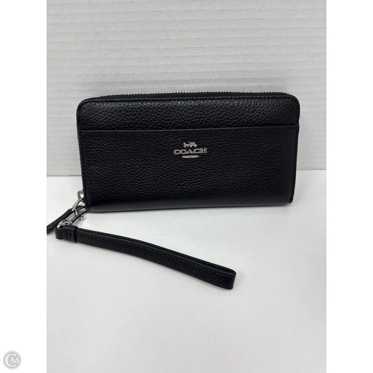Wristlet Designer By Coach, Size: Large