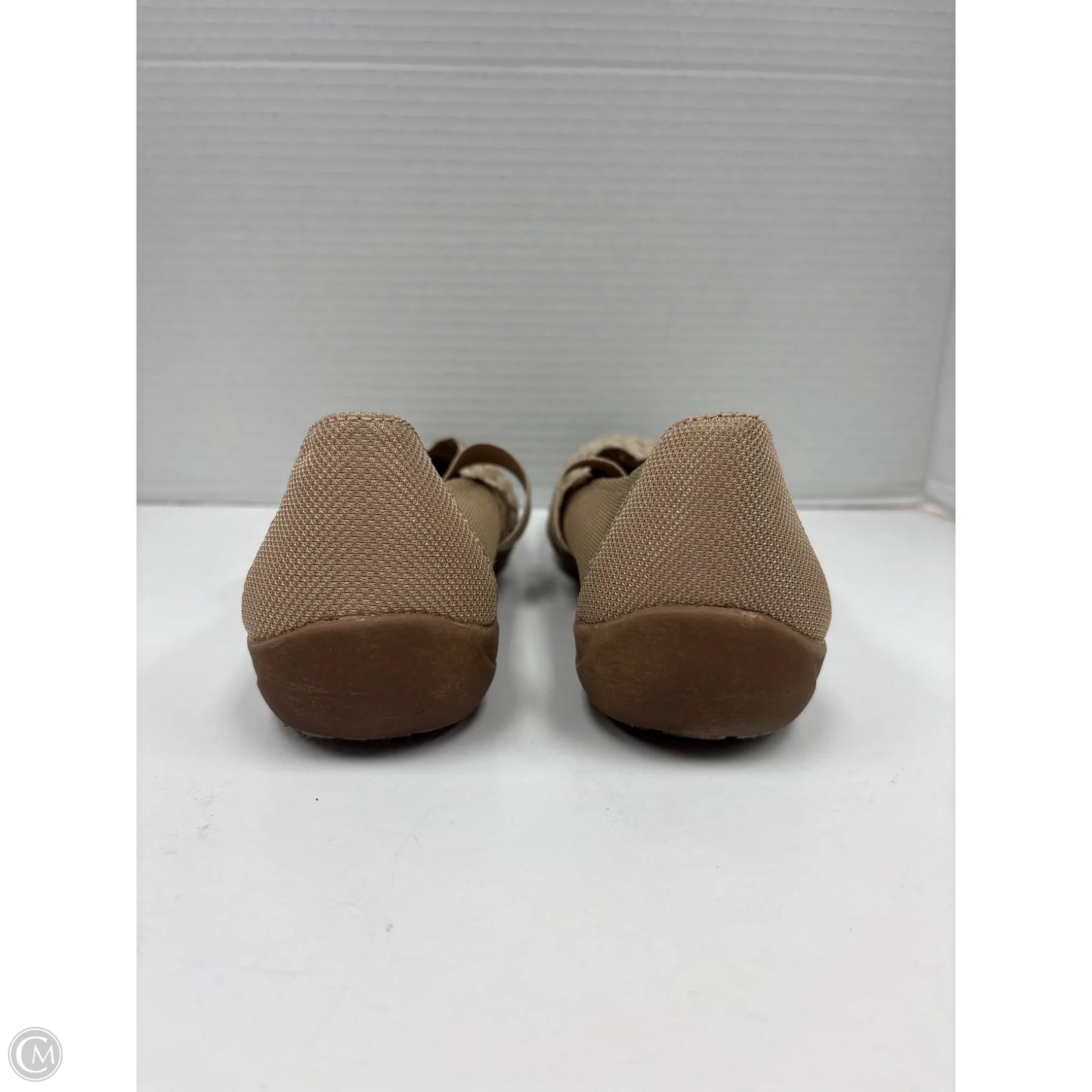 Shoes Flats By Naturalizer In Tan, Size: 9