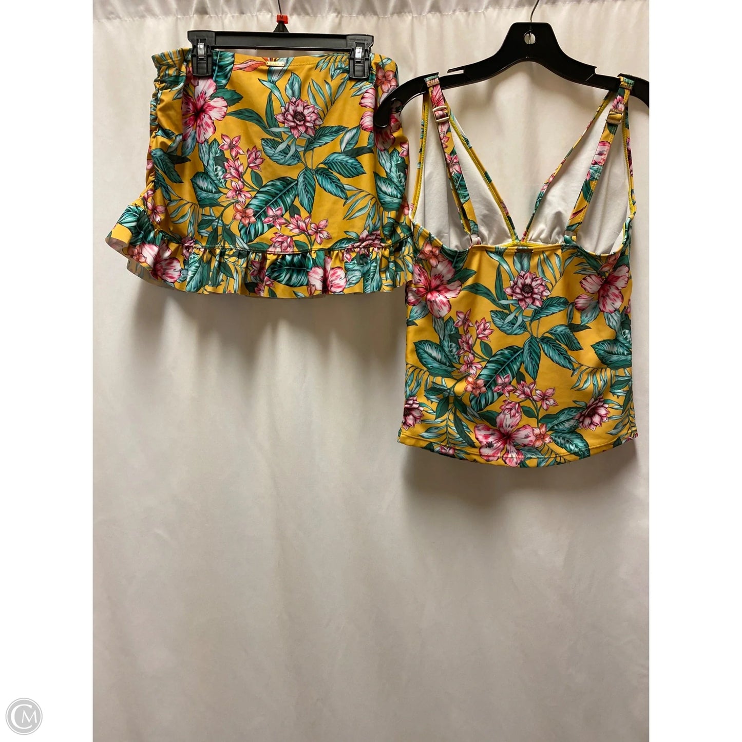 Swimsuit 2pc By Nicole By Nicole Miller In Yellow, Size: M