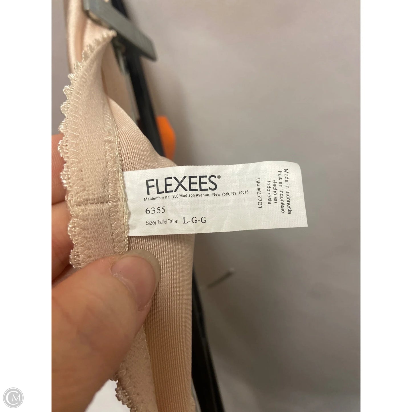 Shorts By Flexees In Beige, Size: L