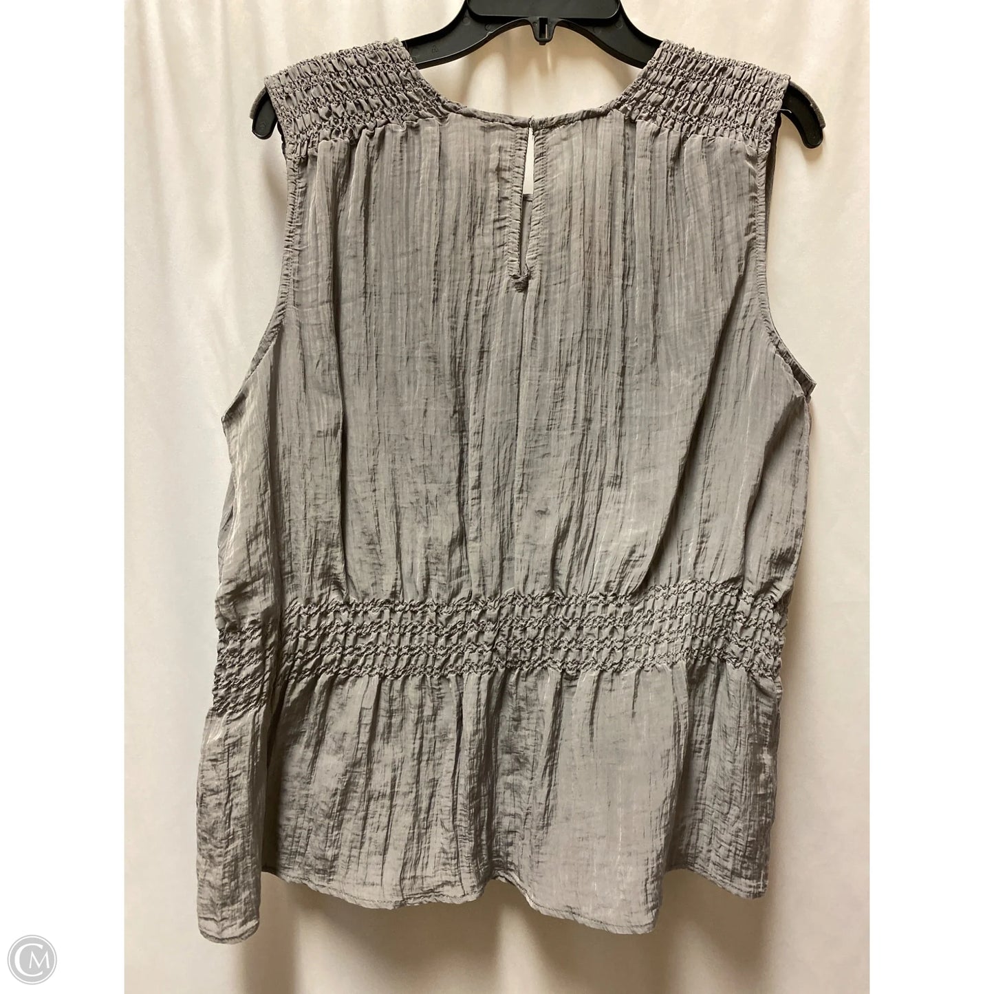 Top Sleeveless By Maurices In Grey, Size: Xl