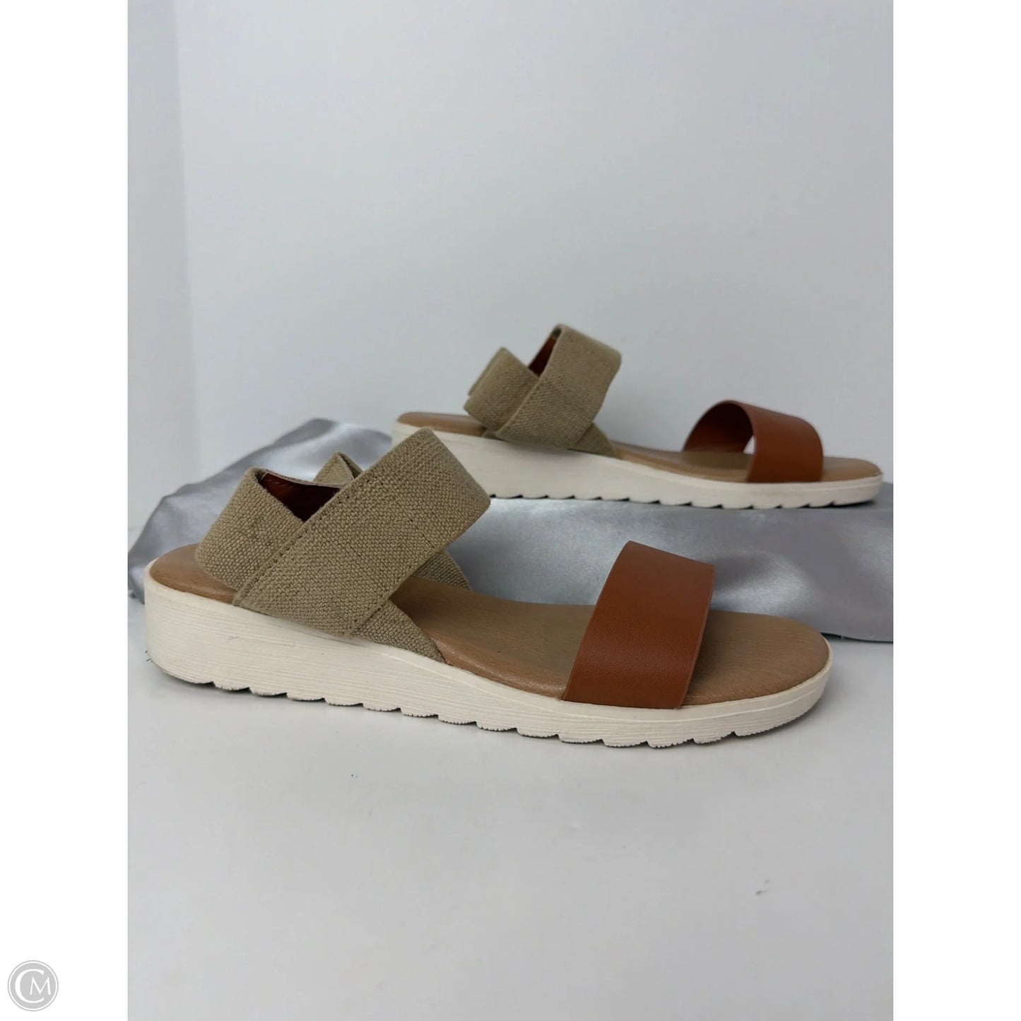 Sandals Flats By Kensie In Brown, Size: 7.5