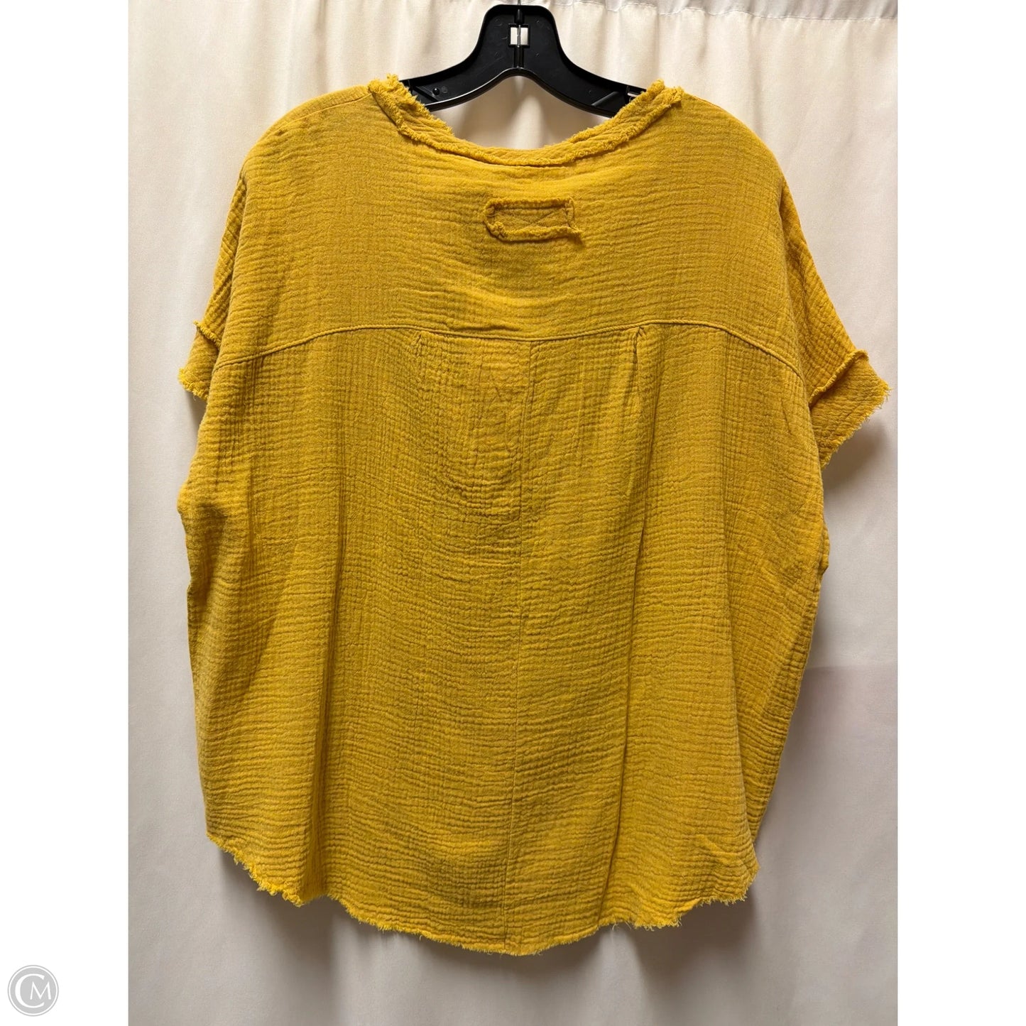 Top Short Sleeve By La Miel In Yellow, Size: S