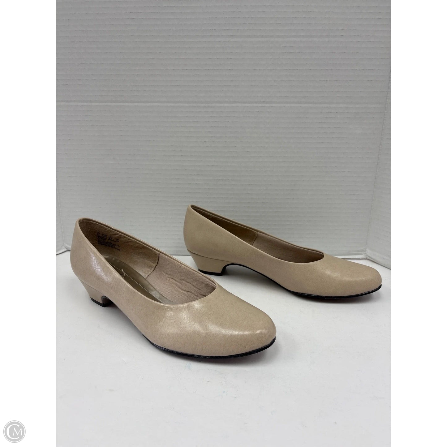 Shoes Heels Block By Hush Puppies In Beige, Size: 7.5