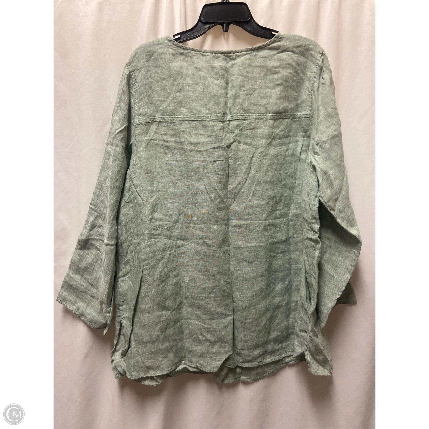 Top Long Sleeve By Tahari In Green, Size: 2x