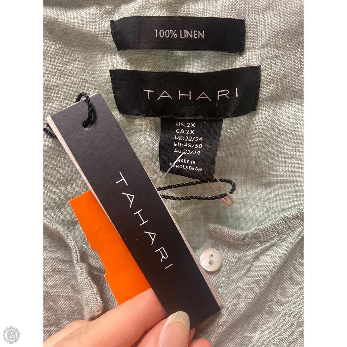 Top Long Sleeve By Tahari In Green, Size: 2x