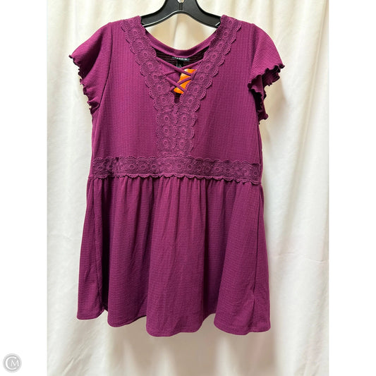 Top Short Sleeve By Torrid In Purple, Size: M