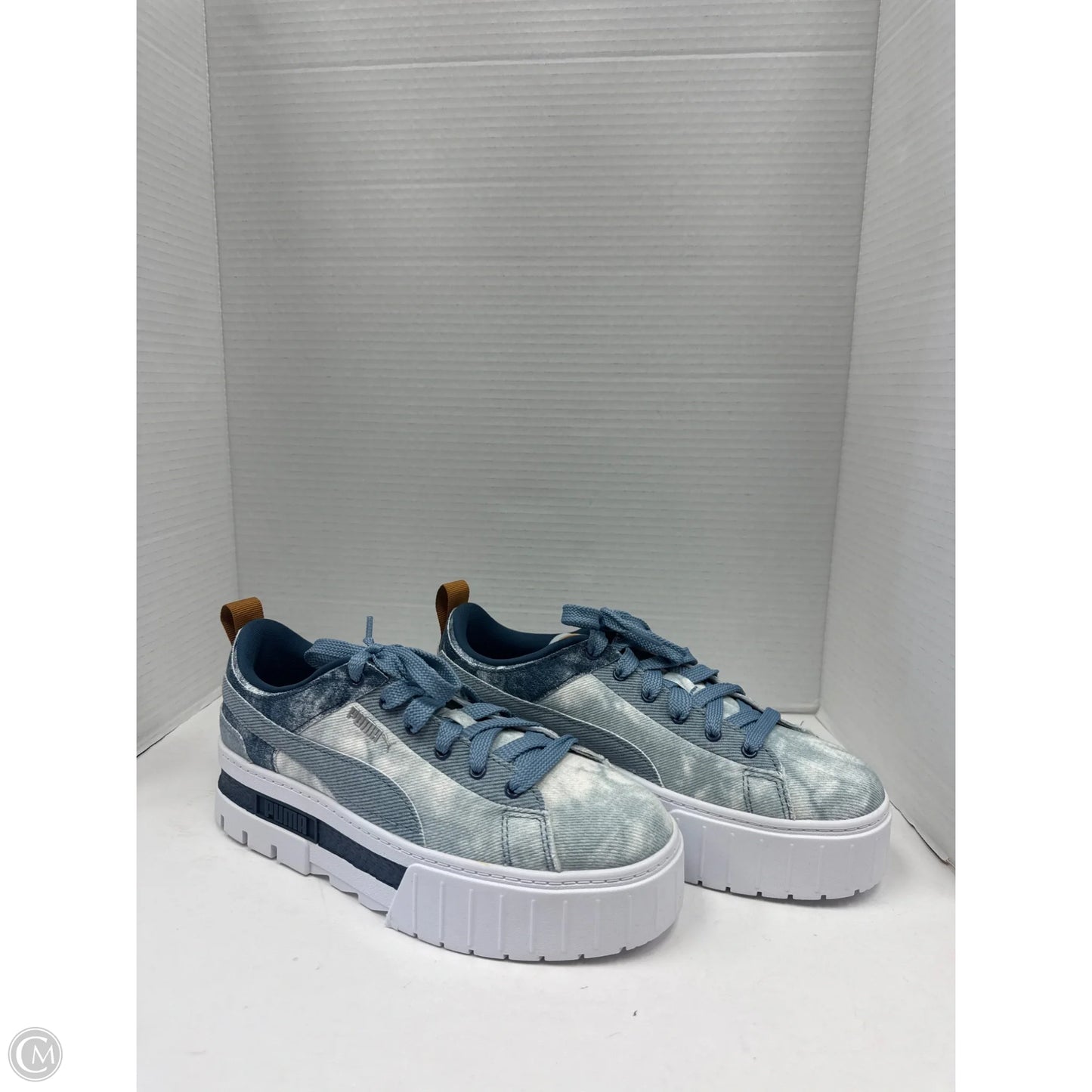 Shoes Sneakers By Puma In Blue, Size: 9