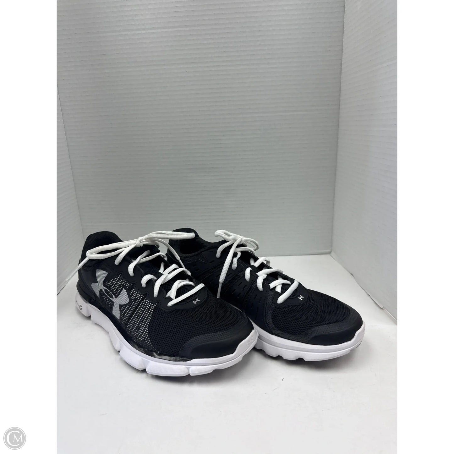 Shoes Athletic By Under Armour In Black, Size: 9.5