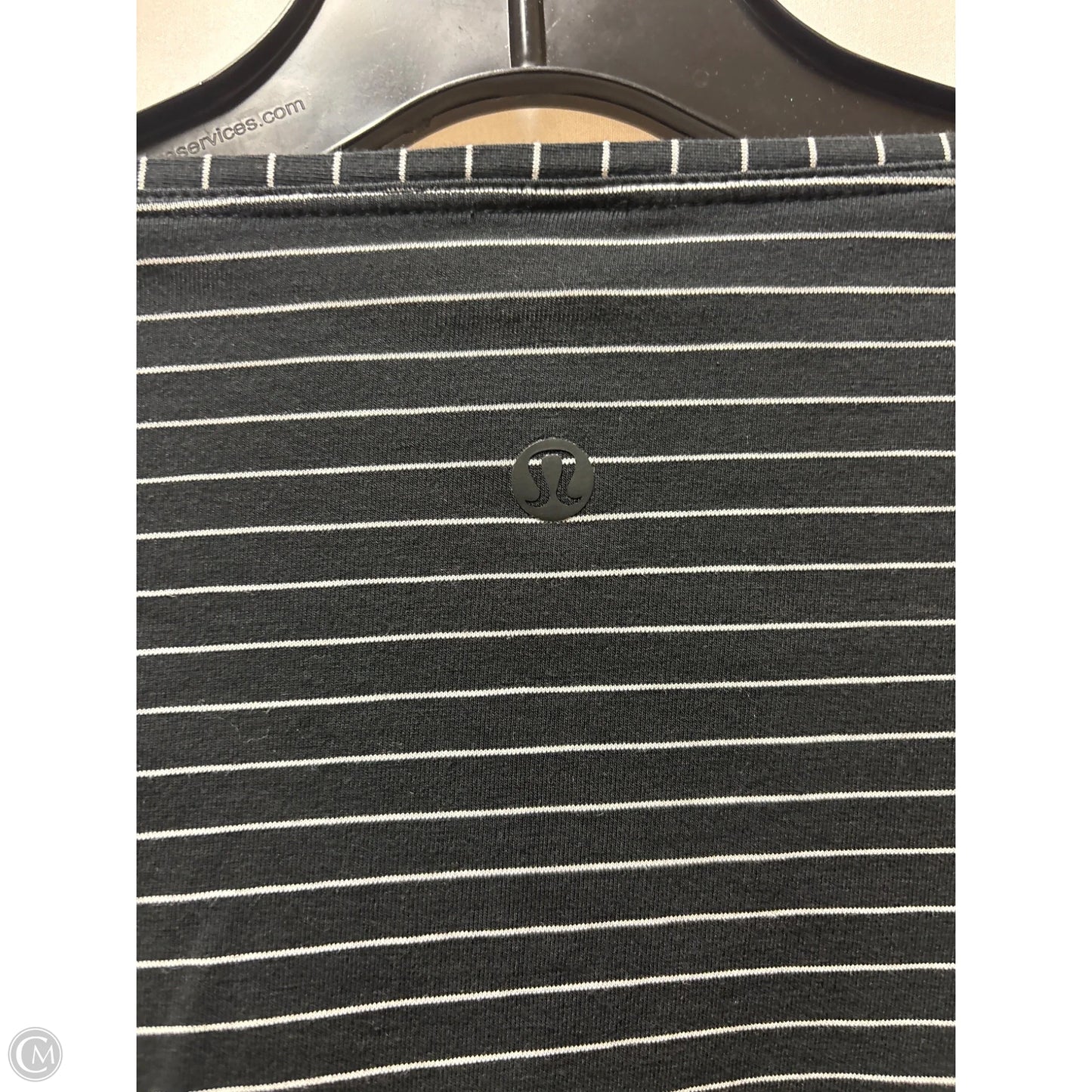 Athletic Top Long Sleeve Crewneck By Lululemon In Black & White, Size: L