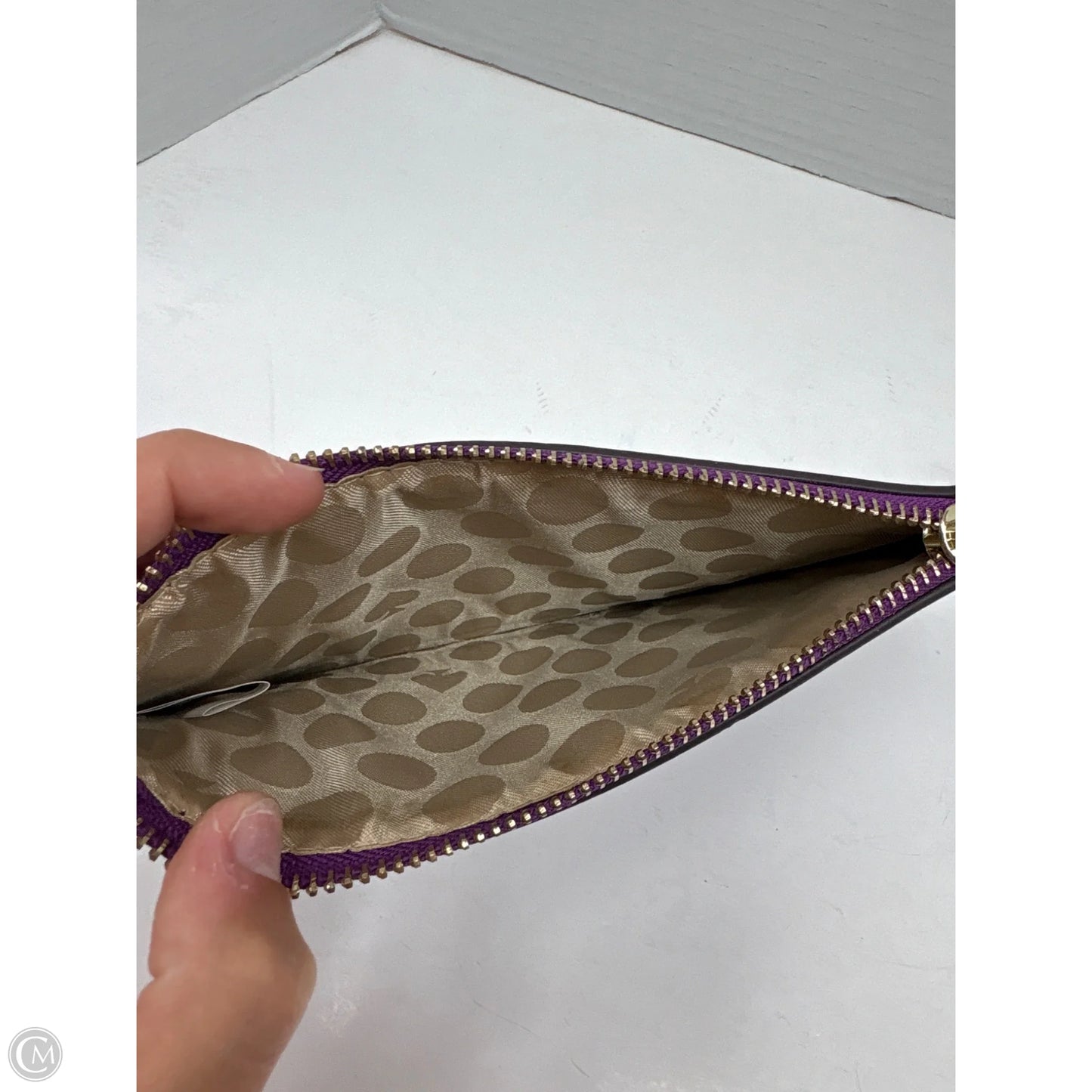 Wristlet Designer By Kate Spade, Size: Medium