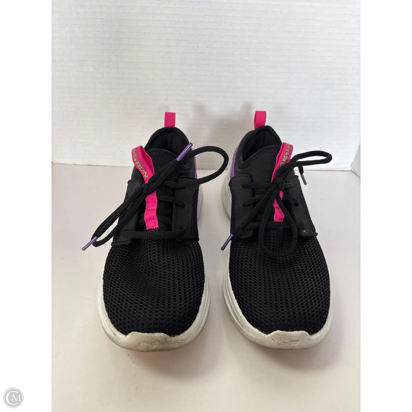 Shoes Athletic By Skechers In Black, Size: 7.5
