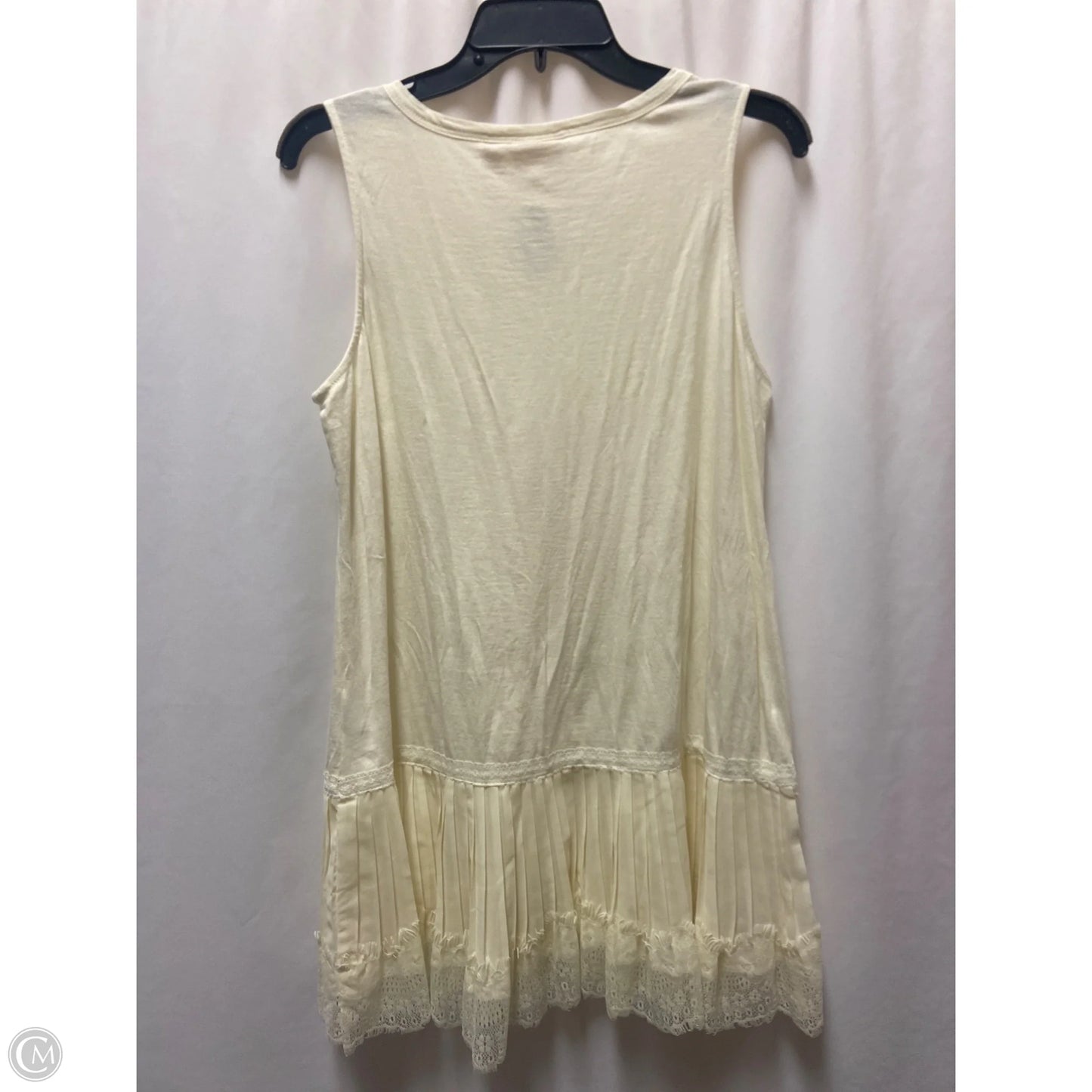 Top Sleeveless By Logo In Cream, Size: M