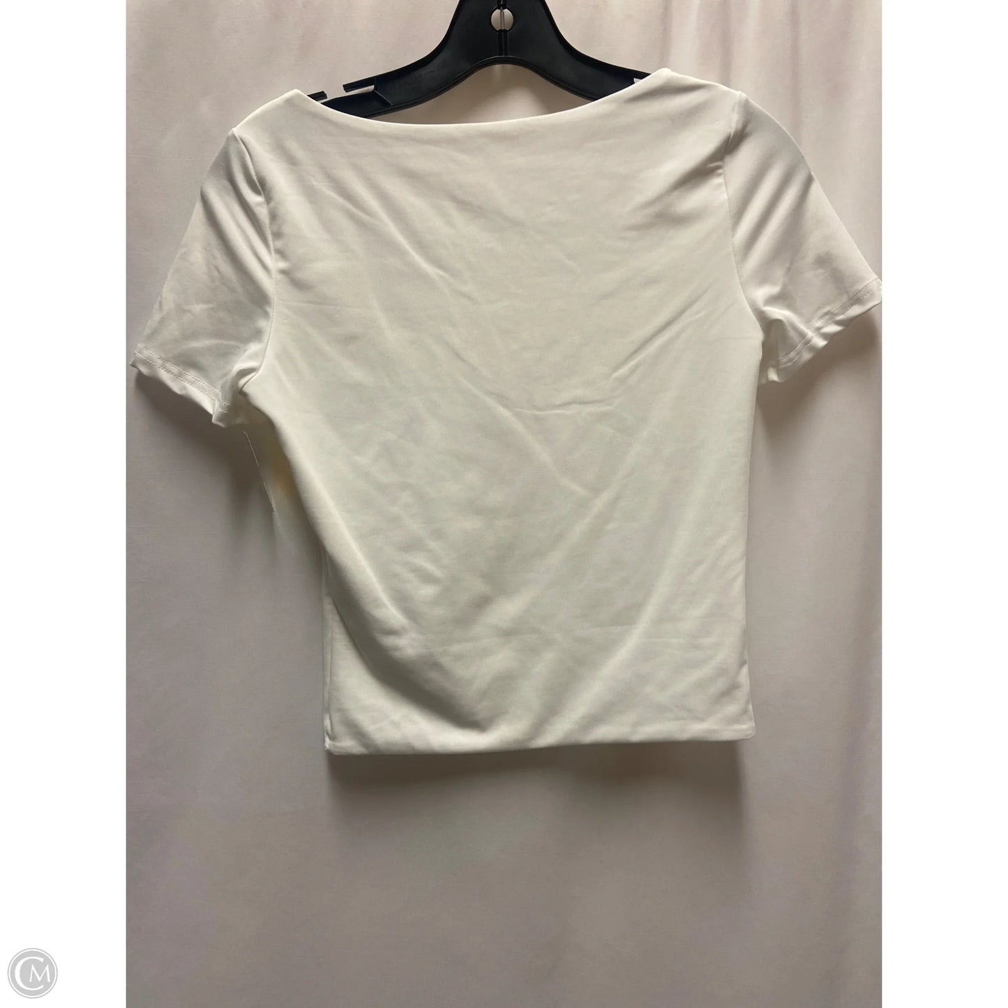 Top Short Sleeve By Clothes Mentor In White, Size: S