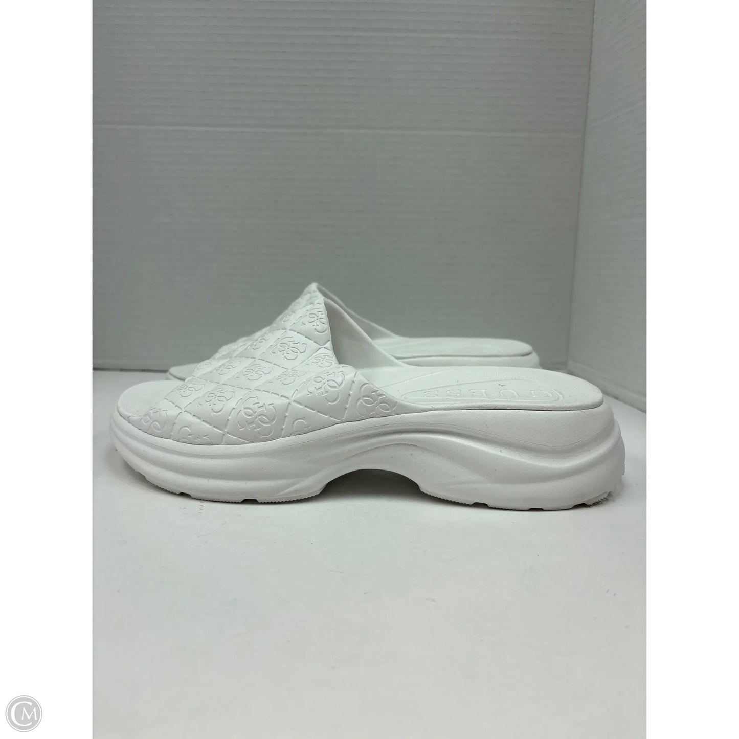 Sandals Heels Wedge By Guess In White, Size: 9