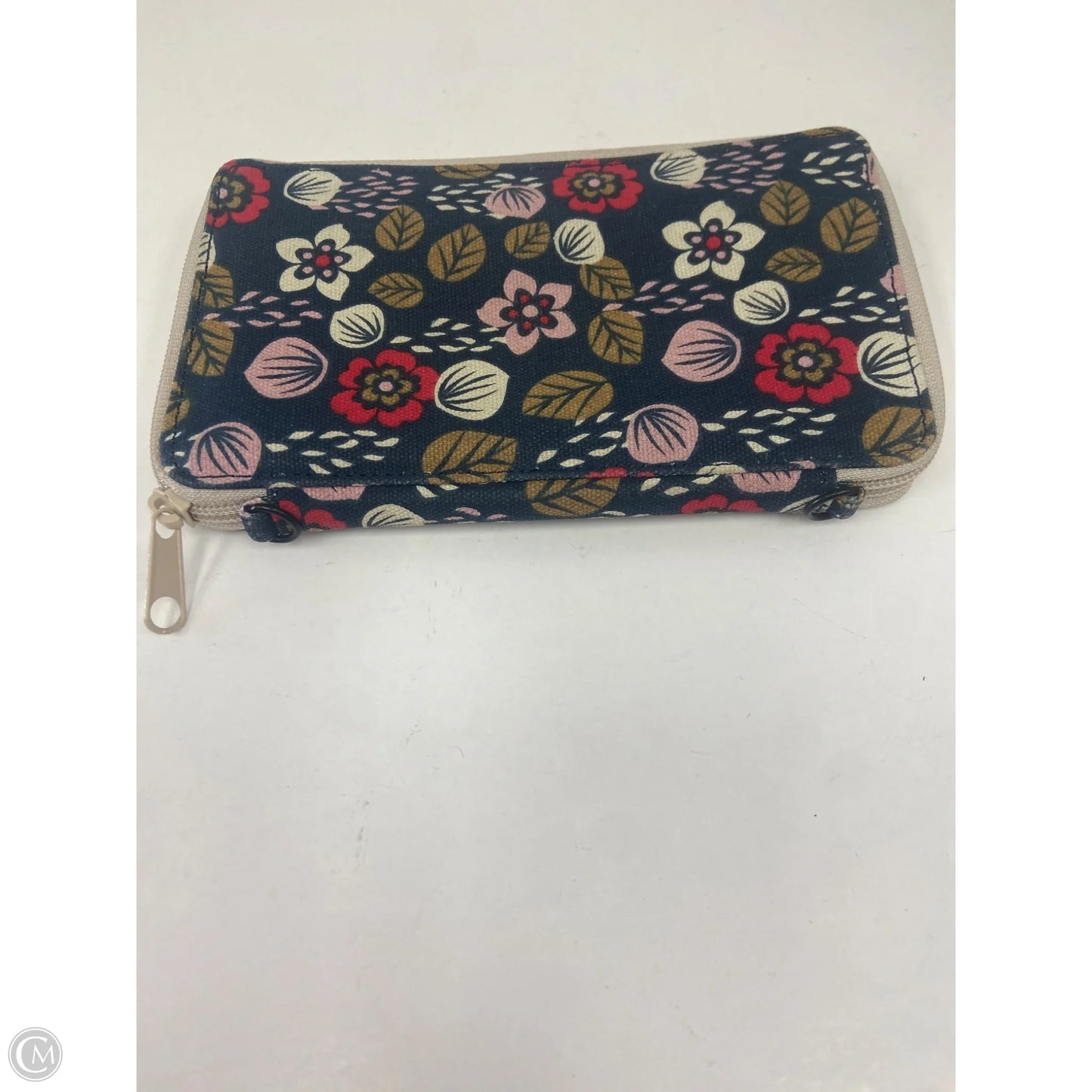 Wallet By Kavu, Size: Medium