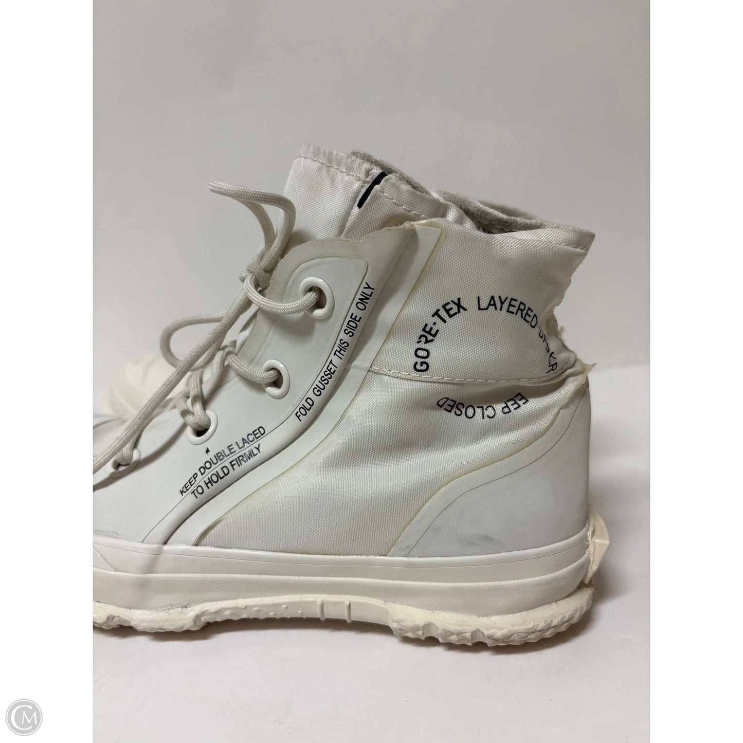 Boots Ankle Flats By Converse In White, Size: 8