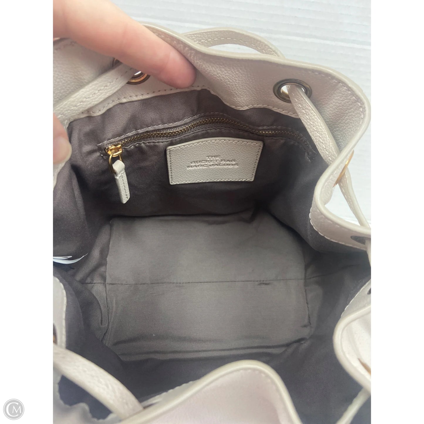 Handbag Luxury Designer By Marc Jacobs, Size: Large