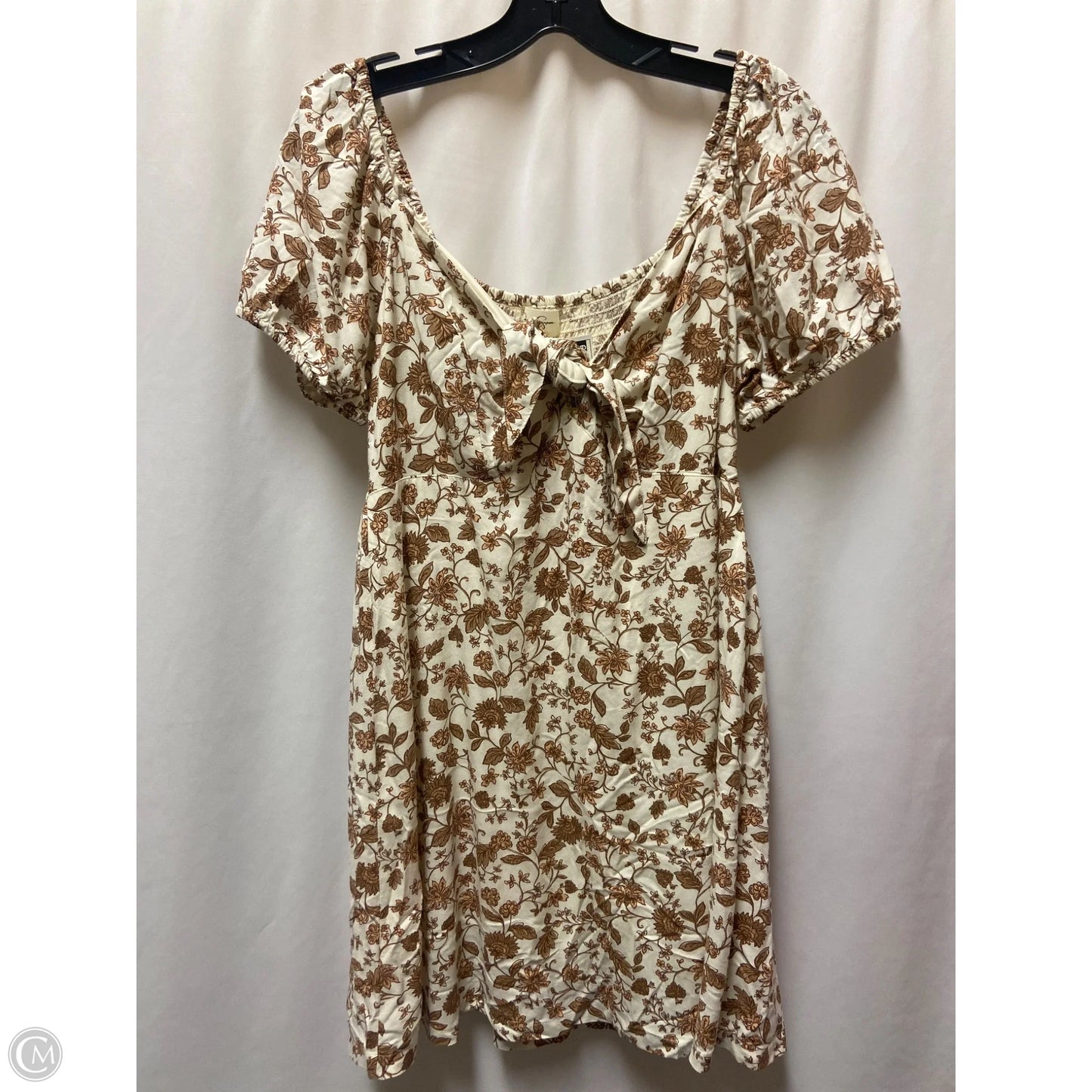 Dress Casual Short By Jessica Simpson In Cream, Size: L