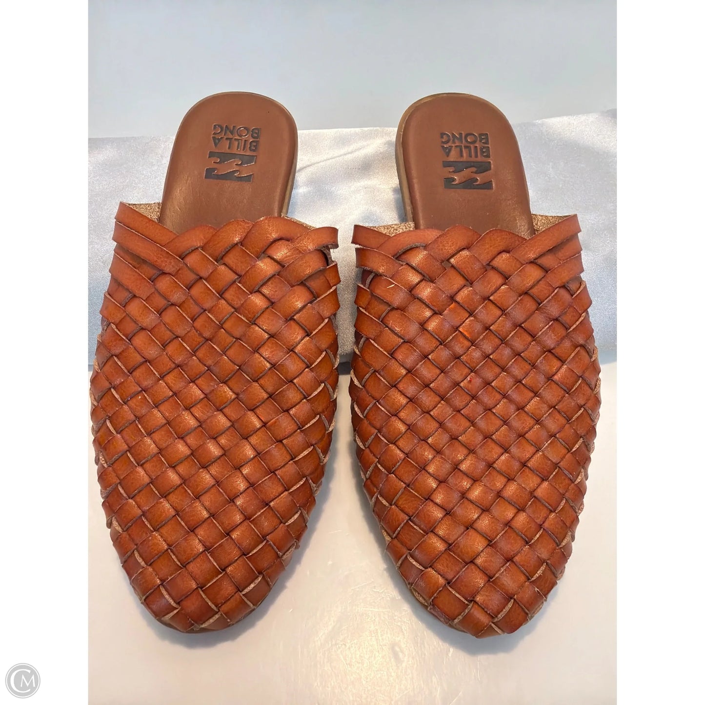 Sandals Flats By Billabong In Brown, Size: 7.5