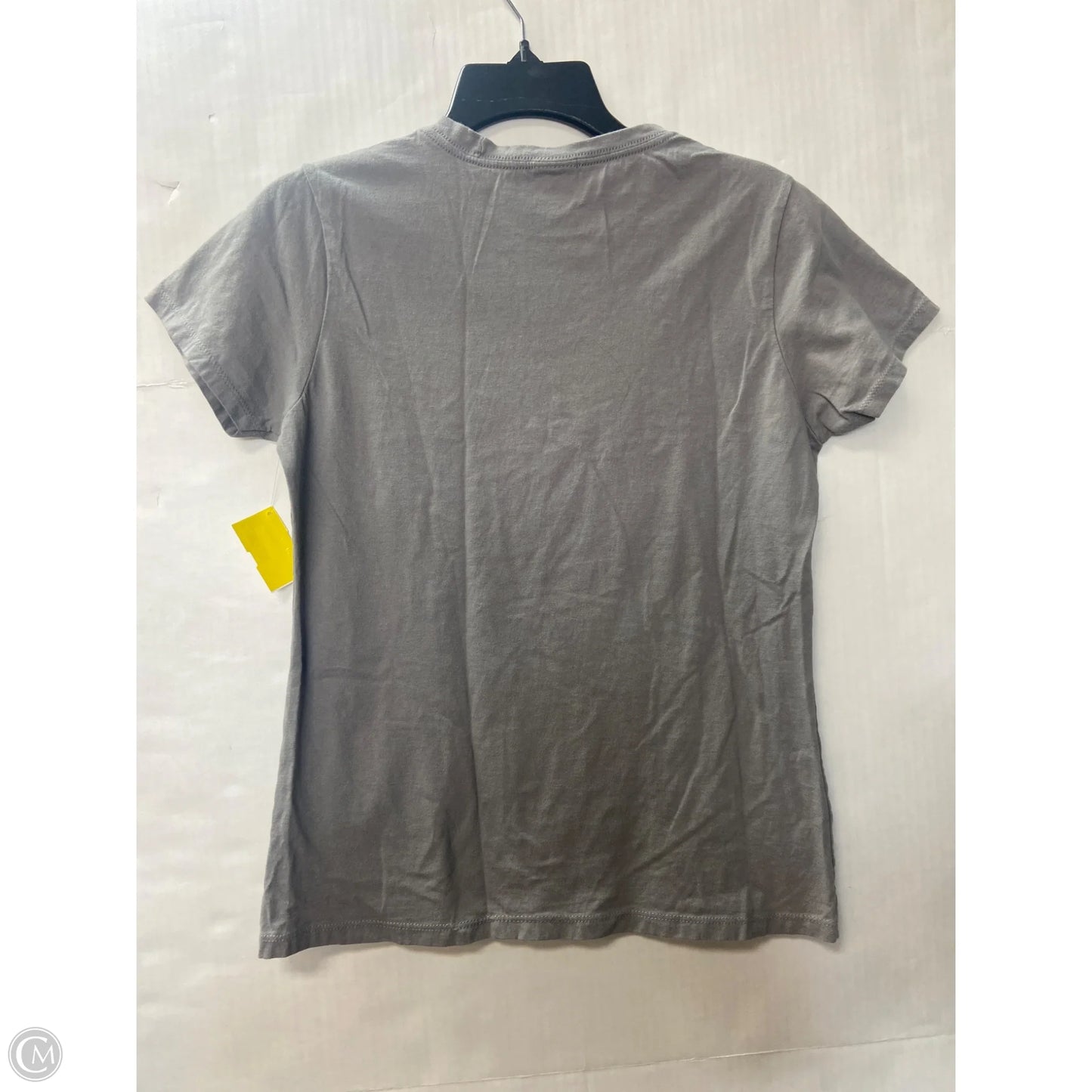 Top Short Sleeve By Port & Company In Grey, Size: S