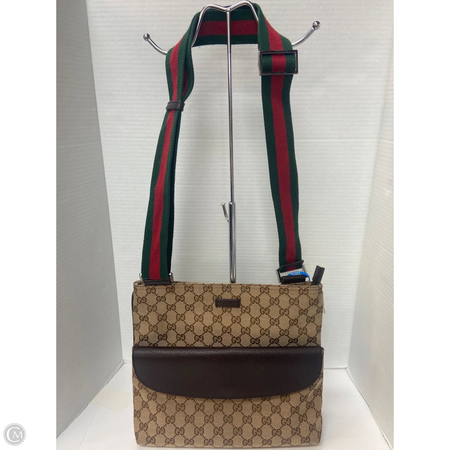 Handbag Luxury Designer By Gucci, Size: Medium