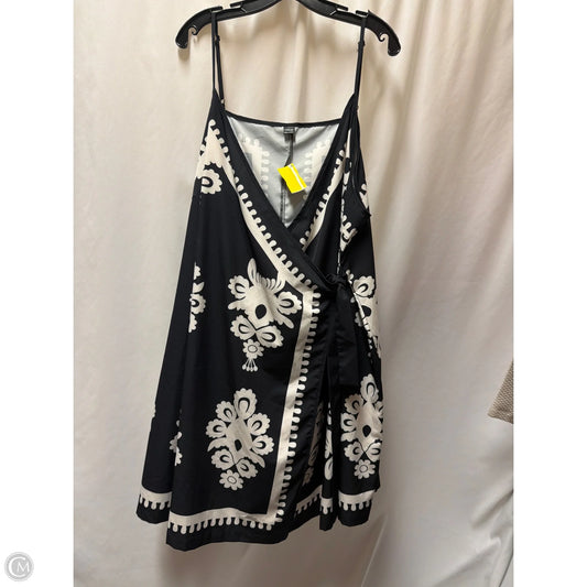 Swimwear Cover-up By Shein In Black & White