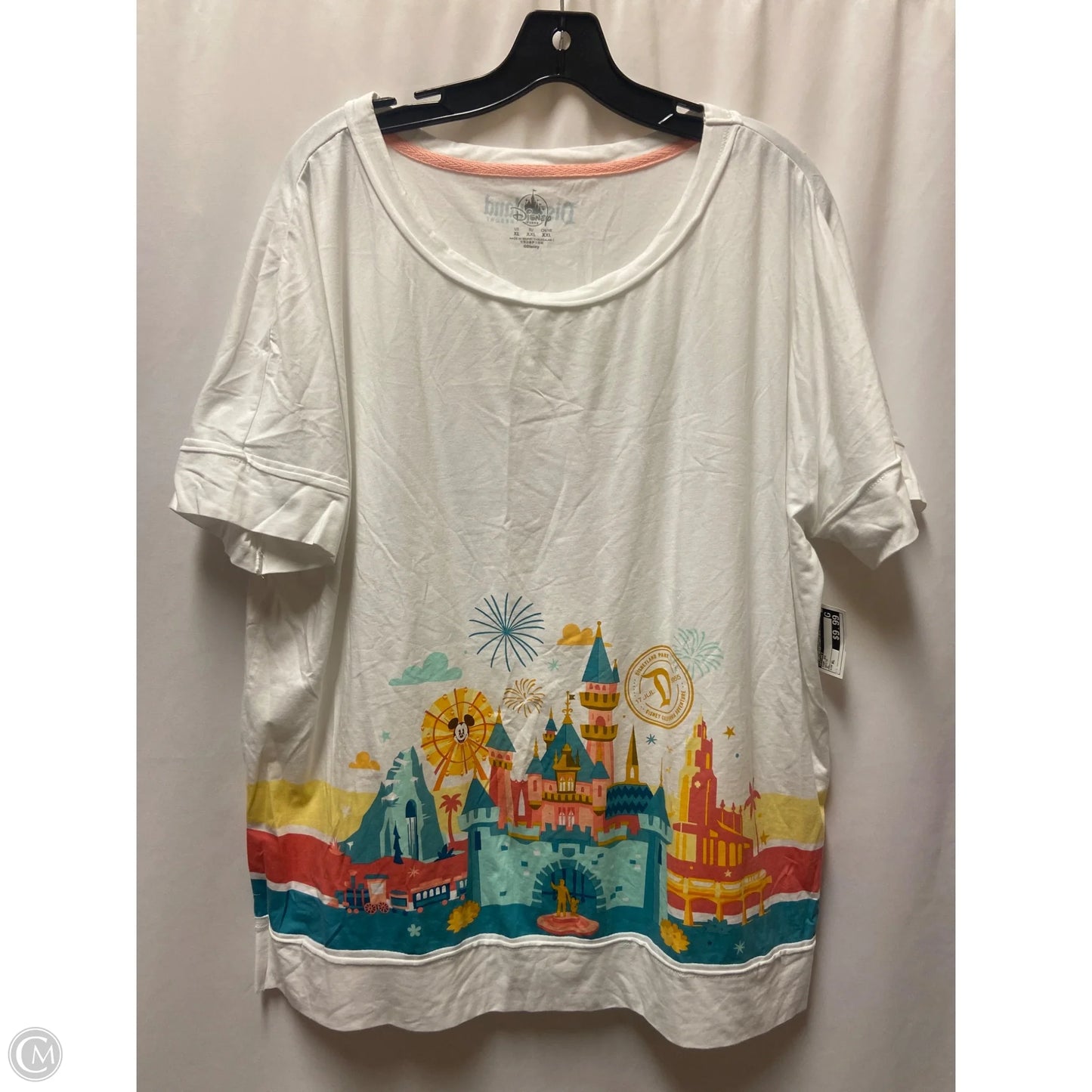 Top Short Sleeve By Disney In White, Size: Xl