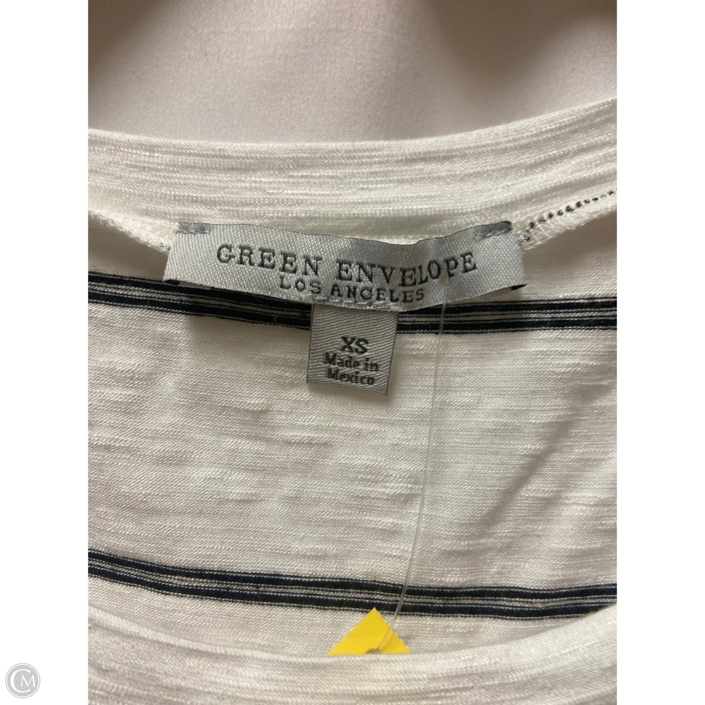 Top Short Sleeve By Green Envelope In White, Size: Xs