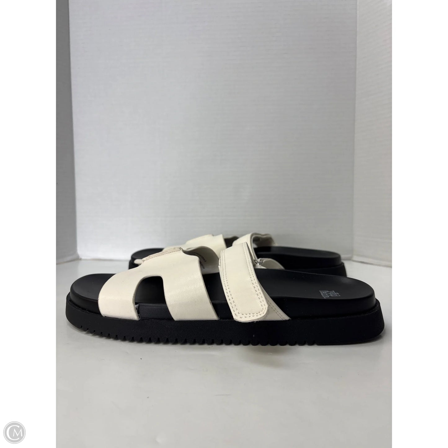 Sandals Flats By Wild Fable In White, Size: 9.5