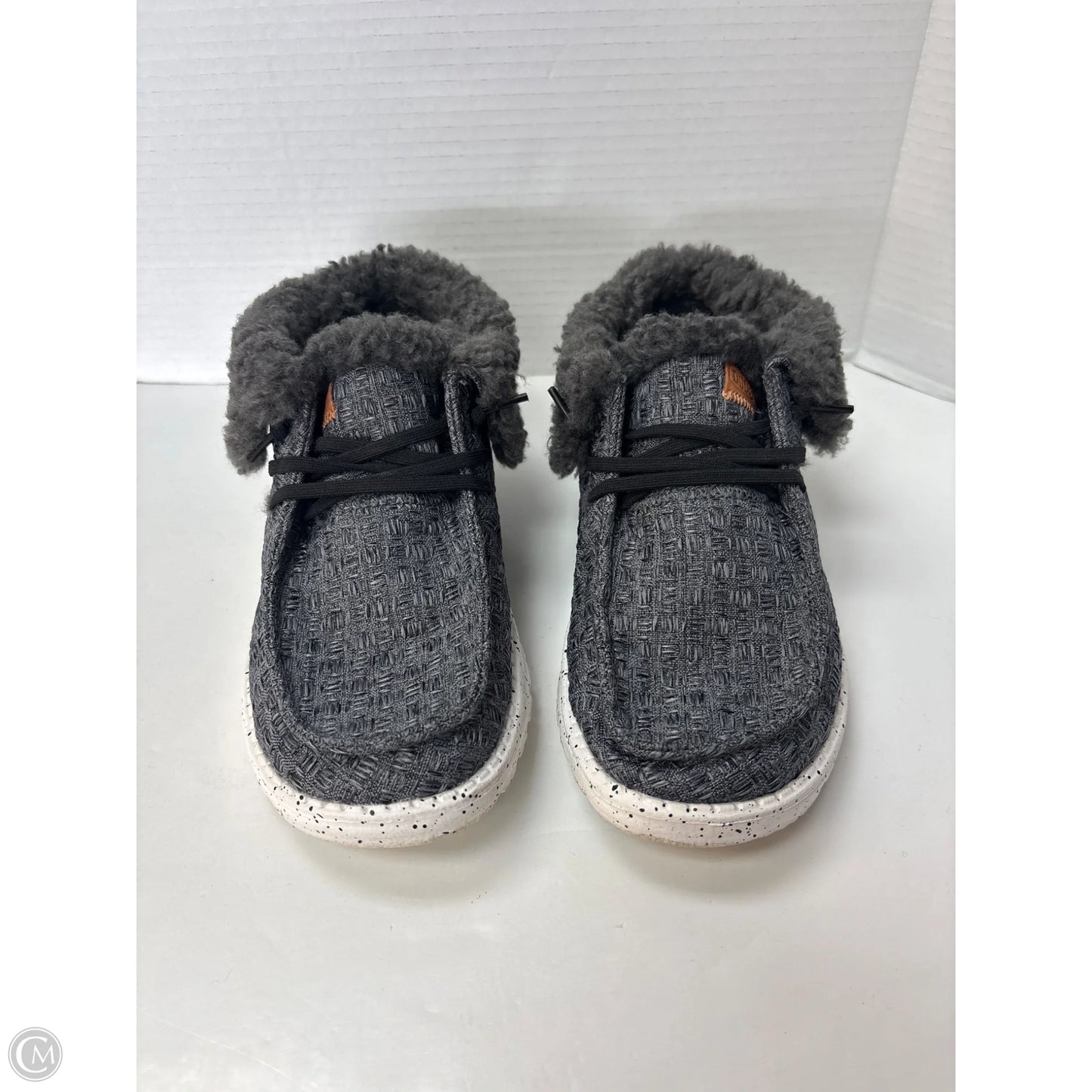 Shoes Flats By Hey Dude In Grey, Size: 7