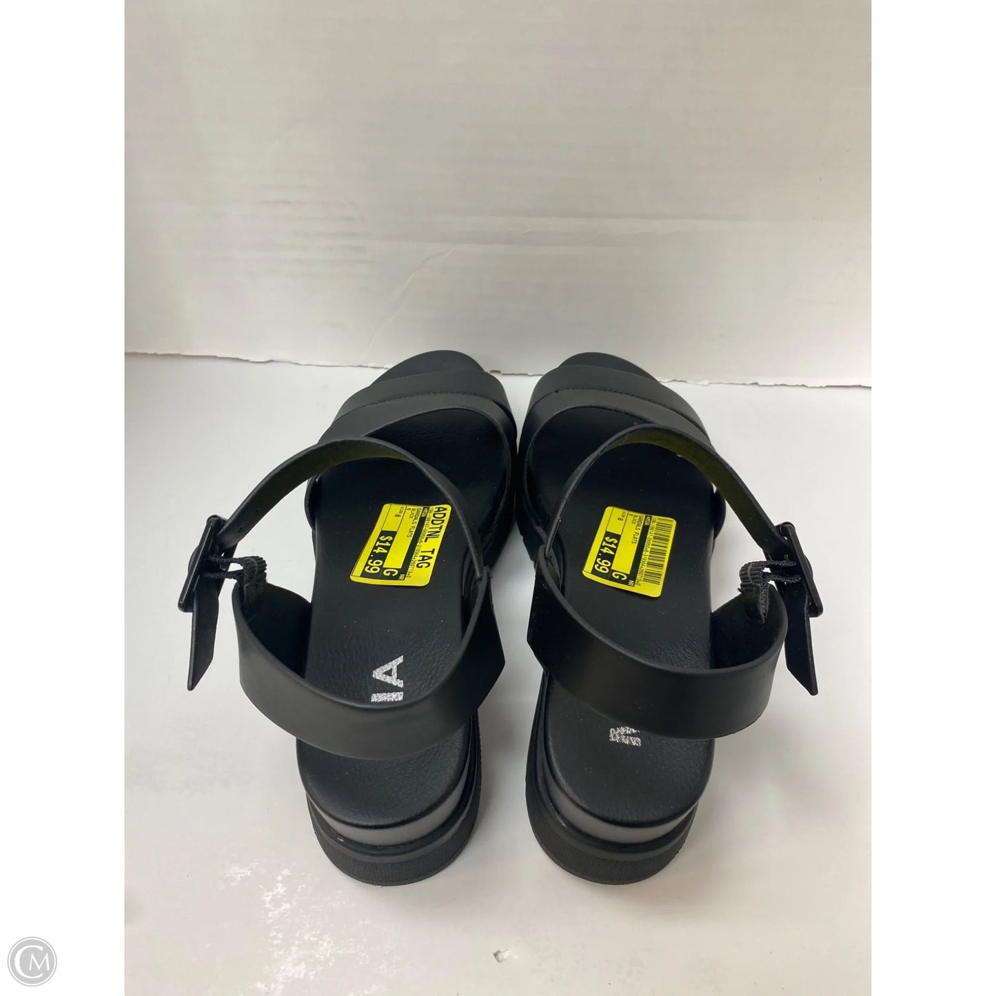 Sandals Flats By Mia In Black, Size: 8