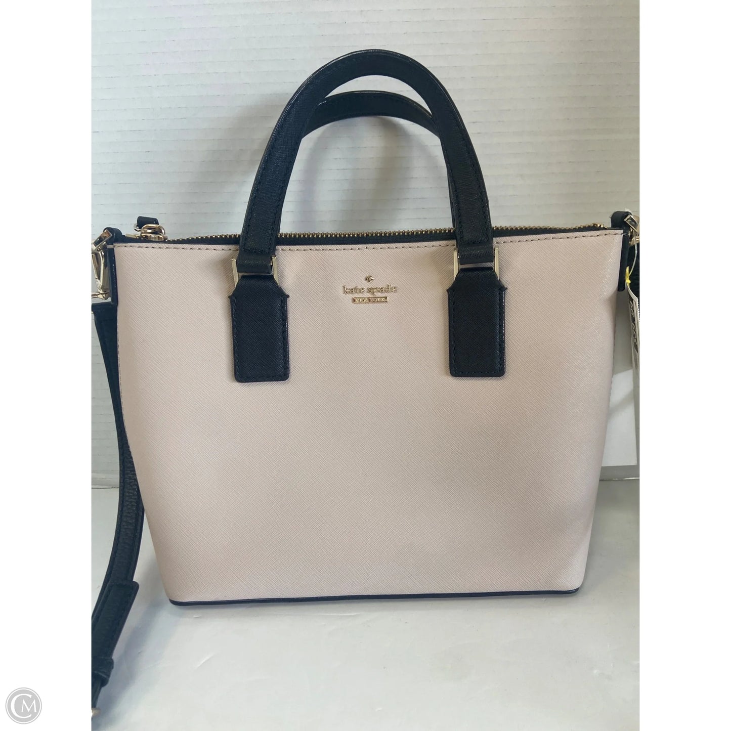 Crossbody Designer By Kate Spade, Size: Medium
