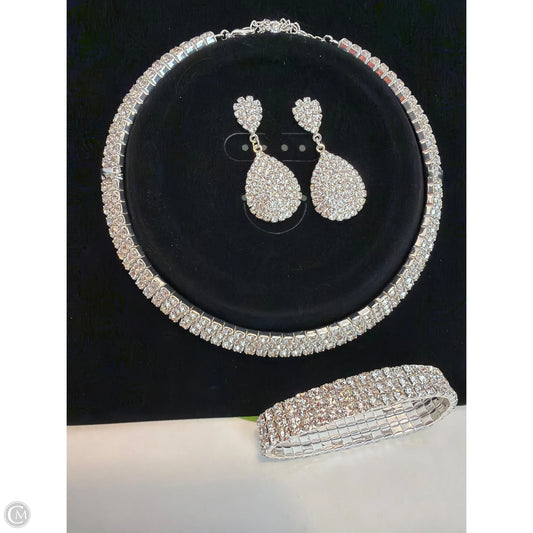 Necklace Set By Cmf, Size: 03 Piece Set