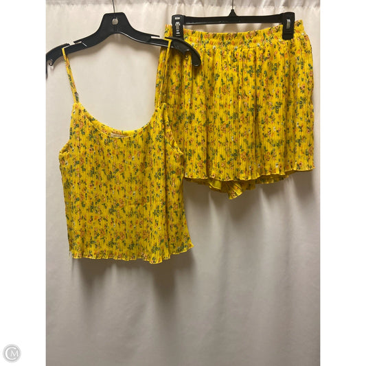 Shorts Set By Chelsea And Violet In Yellow, Size: M
